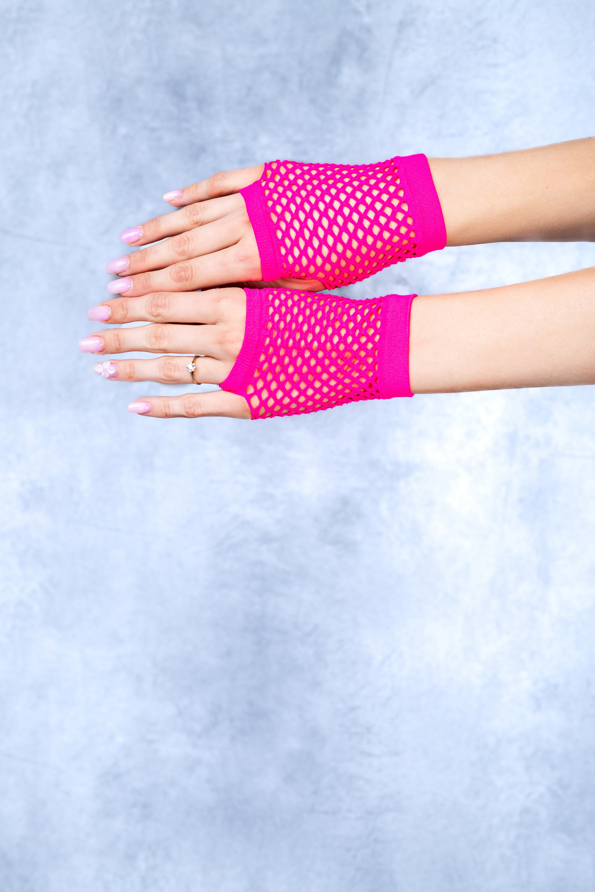 Ember Rave Short Gloves 1