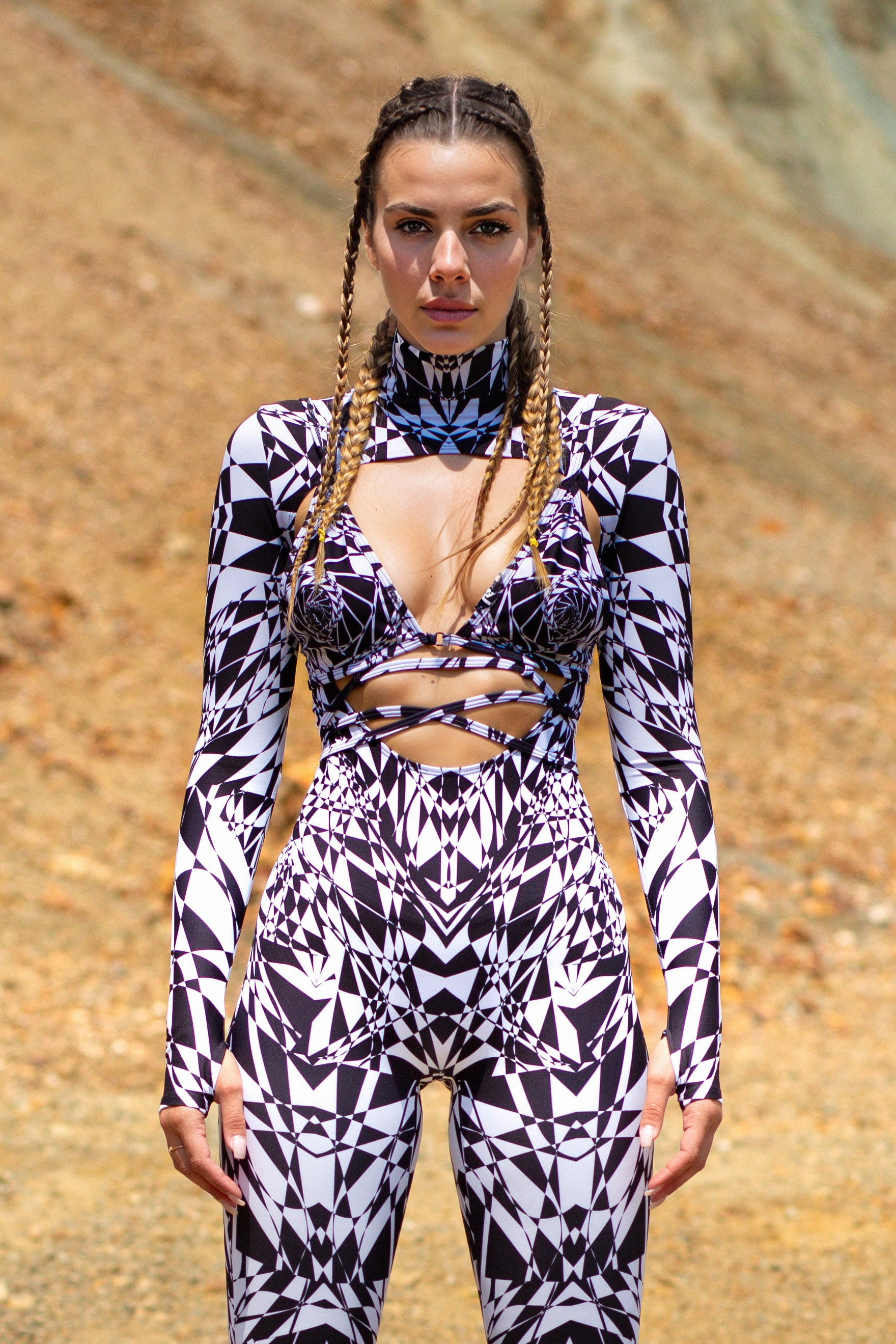 Disturbia Open-Heart Costume 1