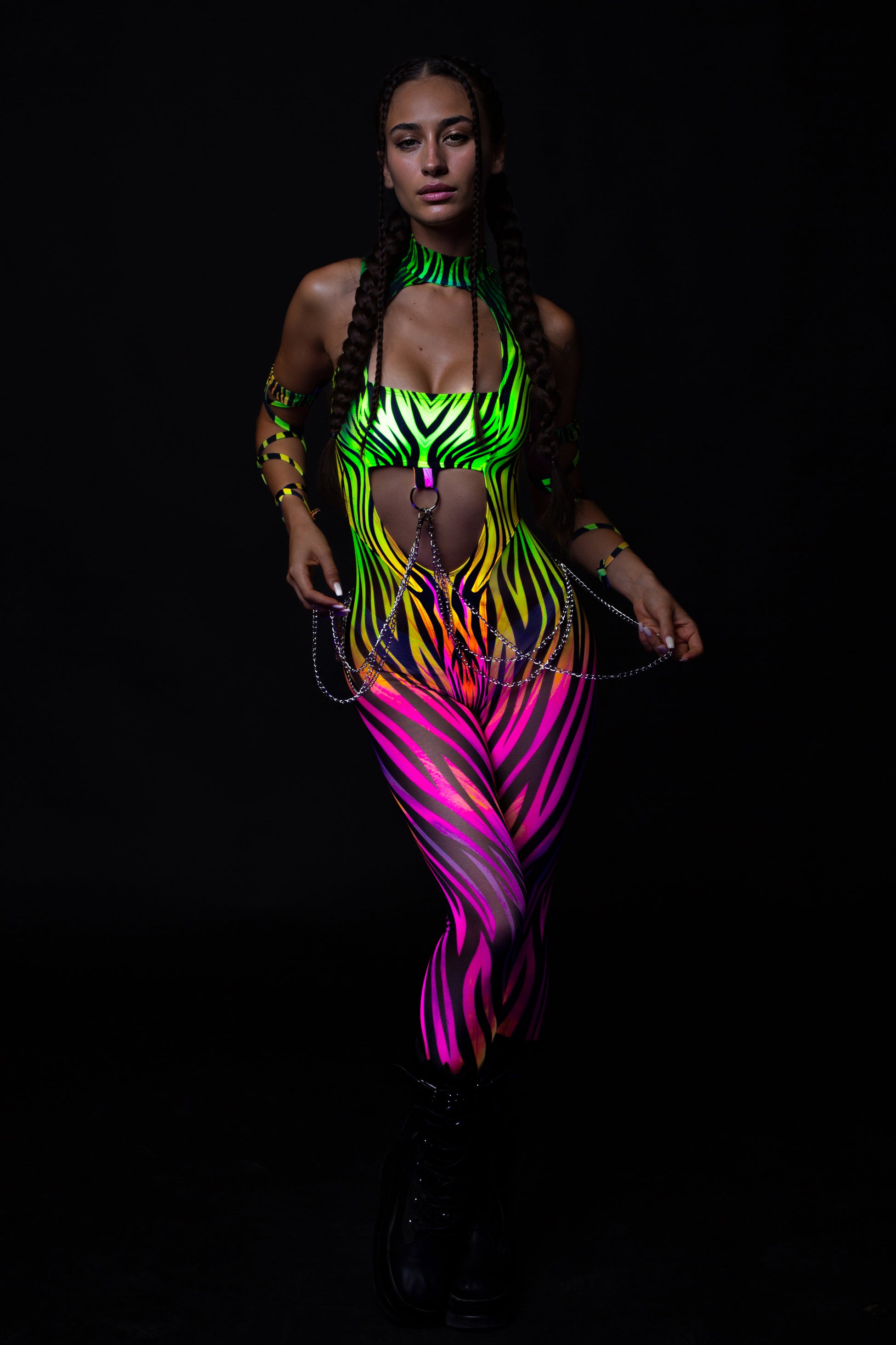 Lynx Open-Heart Bodysuit Set 2