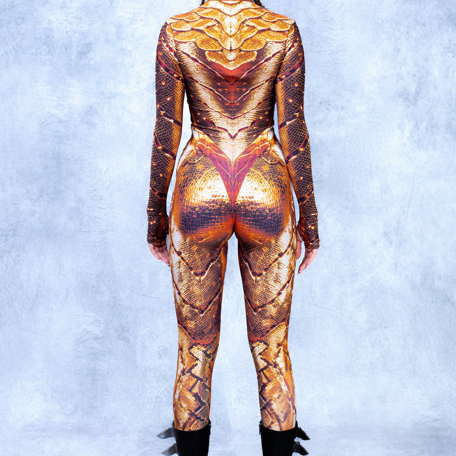Snakeskin Royale Costume 3