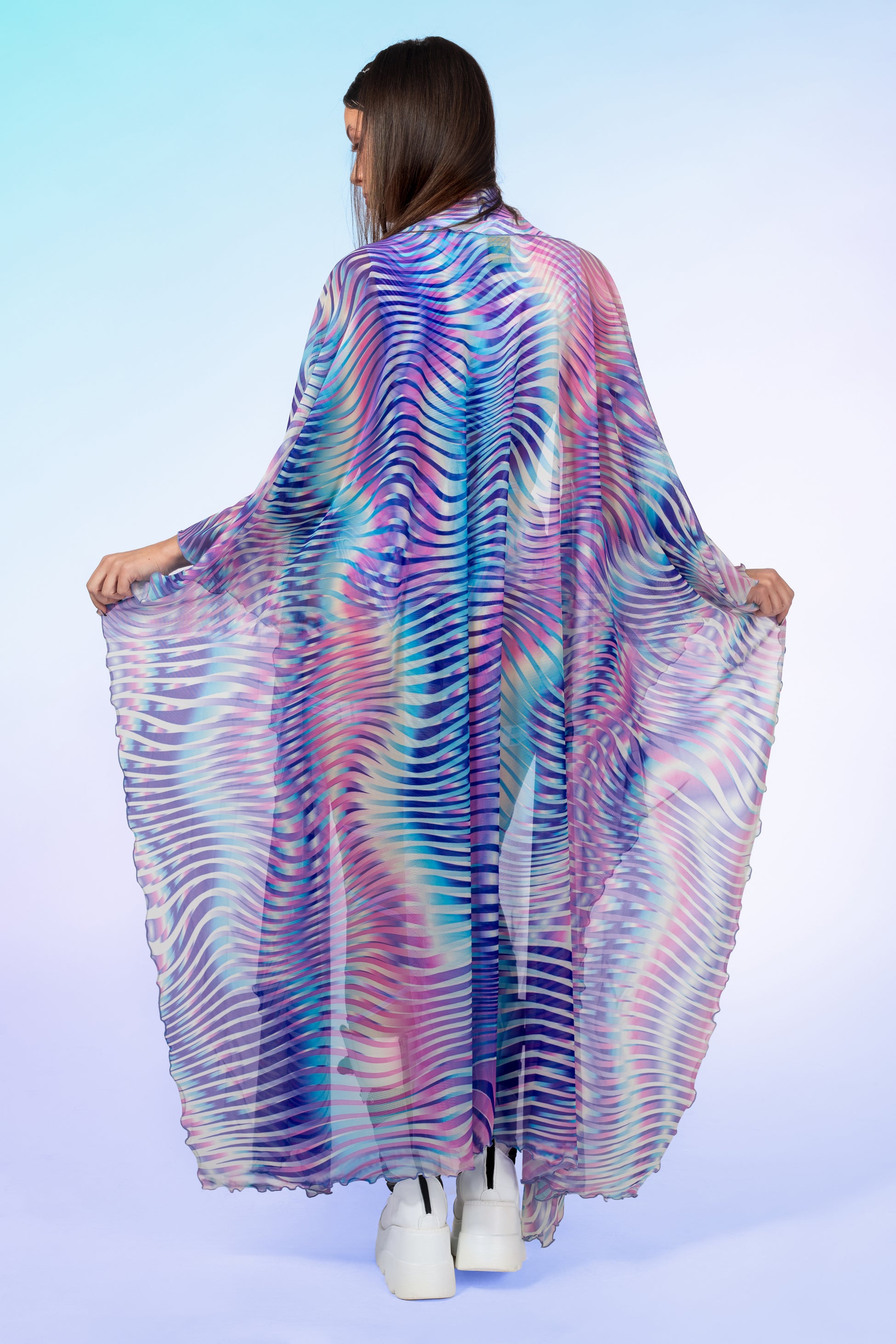 Gossip Pearl Rave Kimono 2