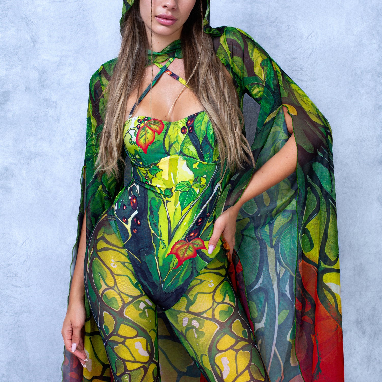 Women Poison I Mantle