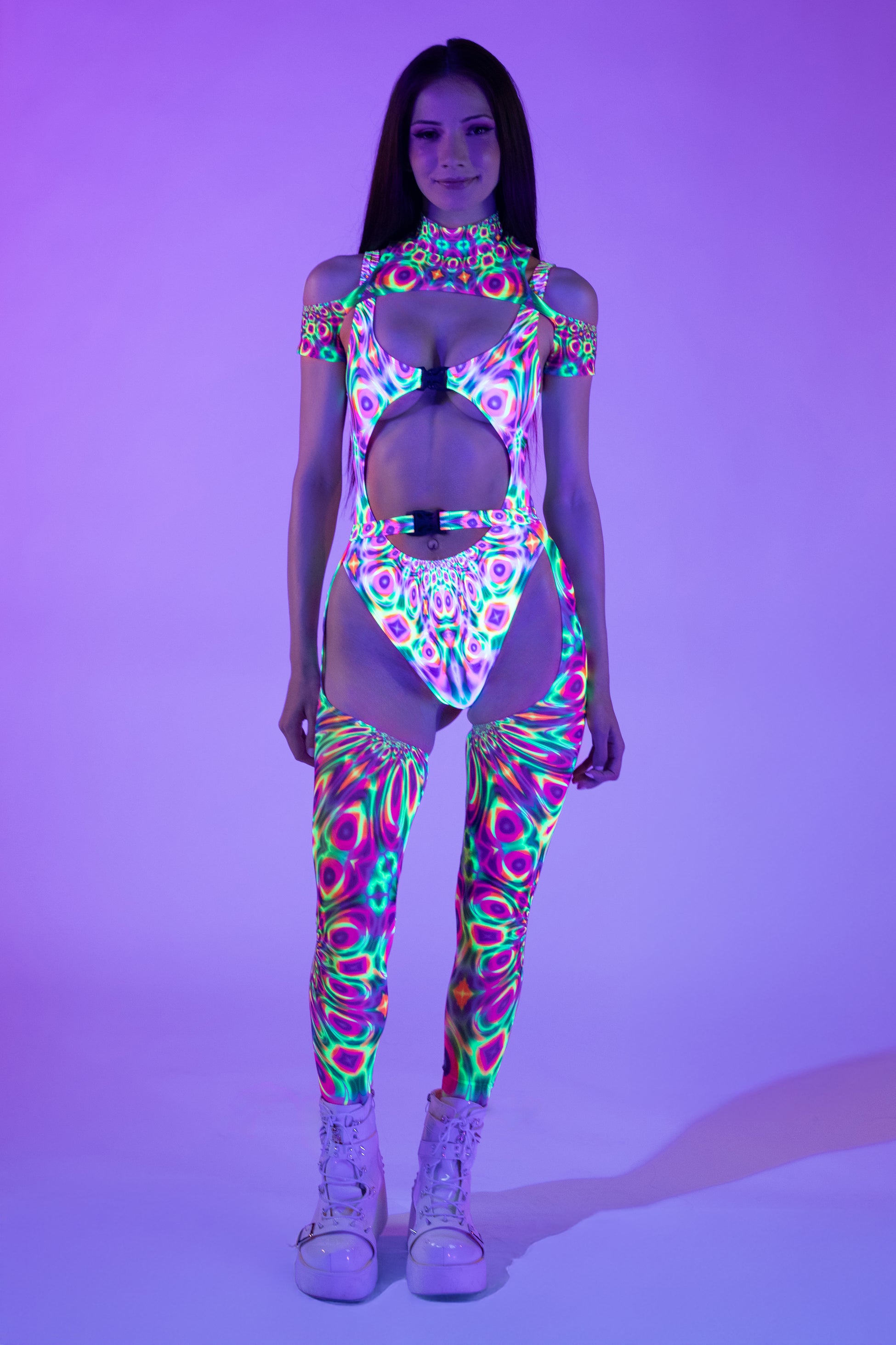 Prismatic Pulse Buckle Short Sleeve Set 1