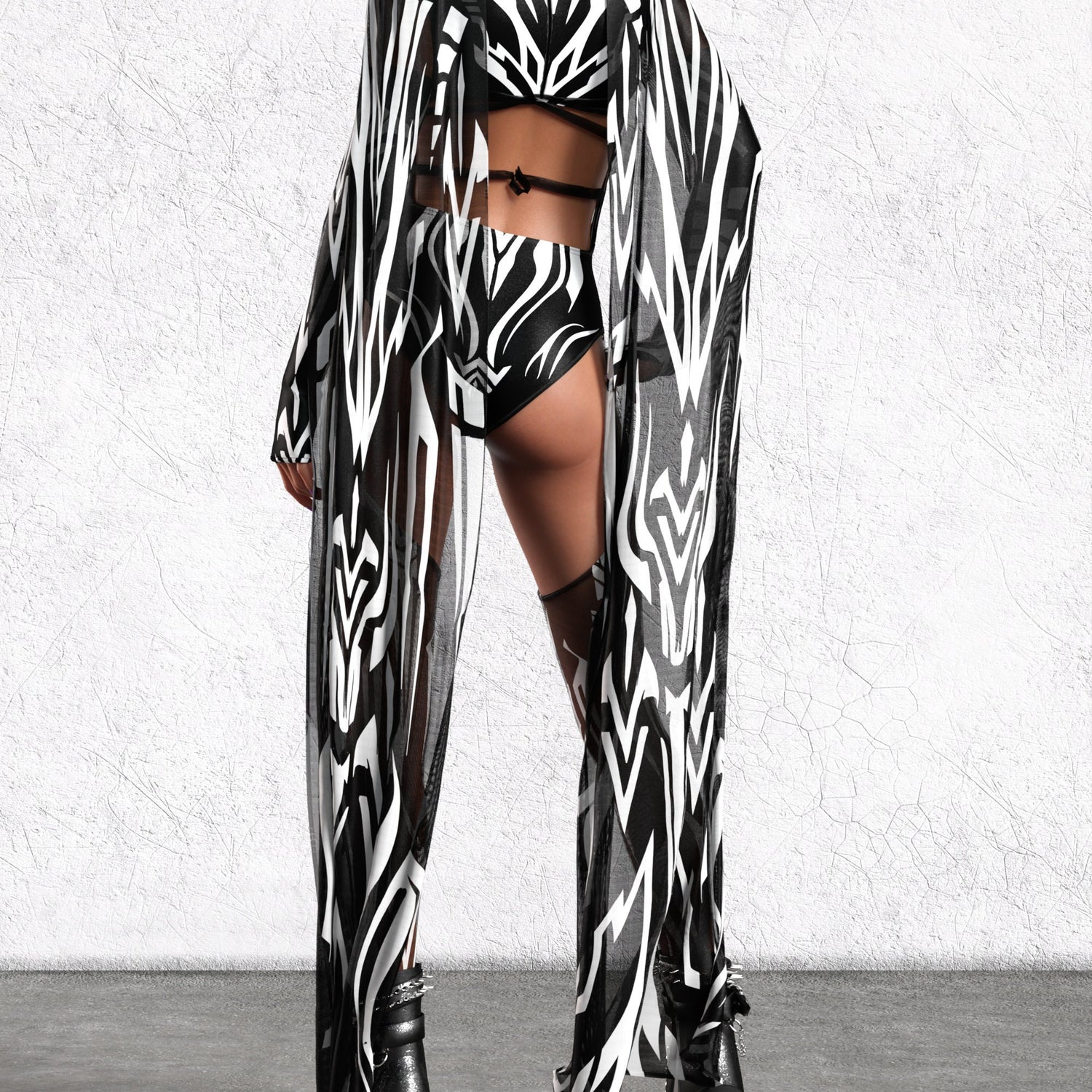 Women Omnia Mesh Wings