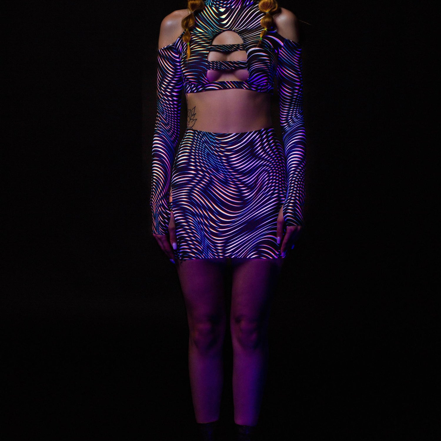 Reflektor Cold Shoulder Top 2