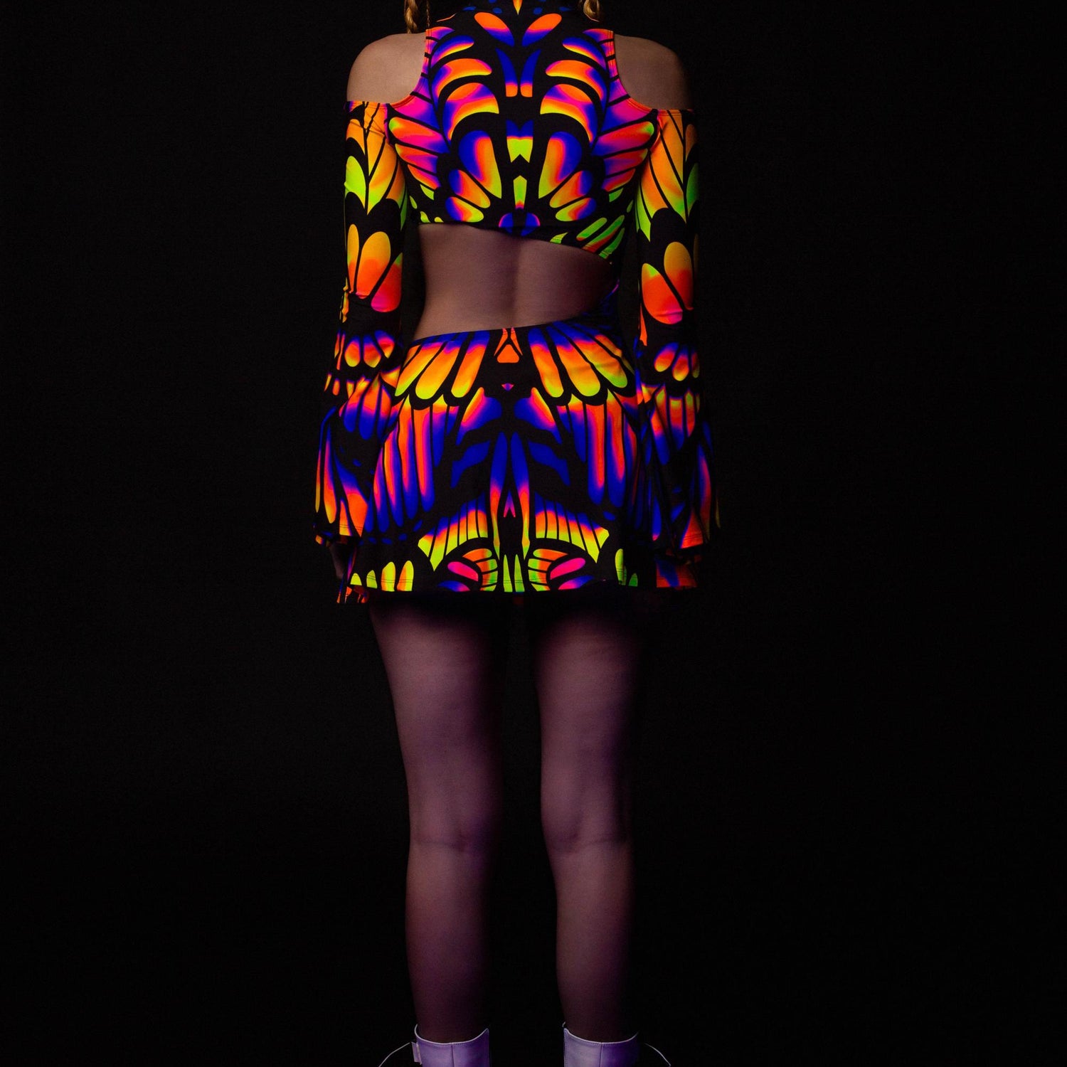Quiver Sunset Bell Sleeve Dress Lycra, UV Reactive