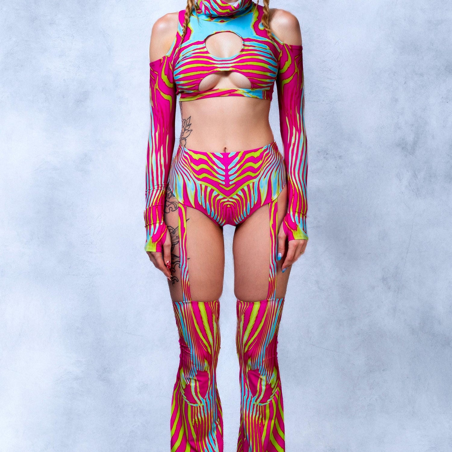 Magentle Presence Cold Shoulder Set Pink