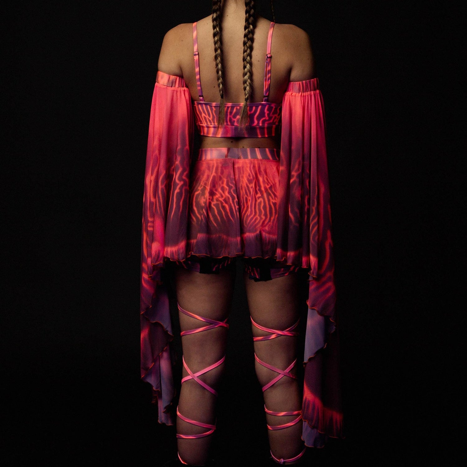 Pulsewave Buckle Angel Set Festival, Performance