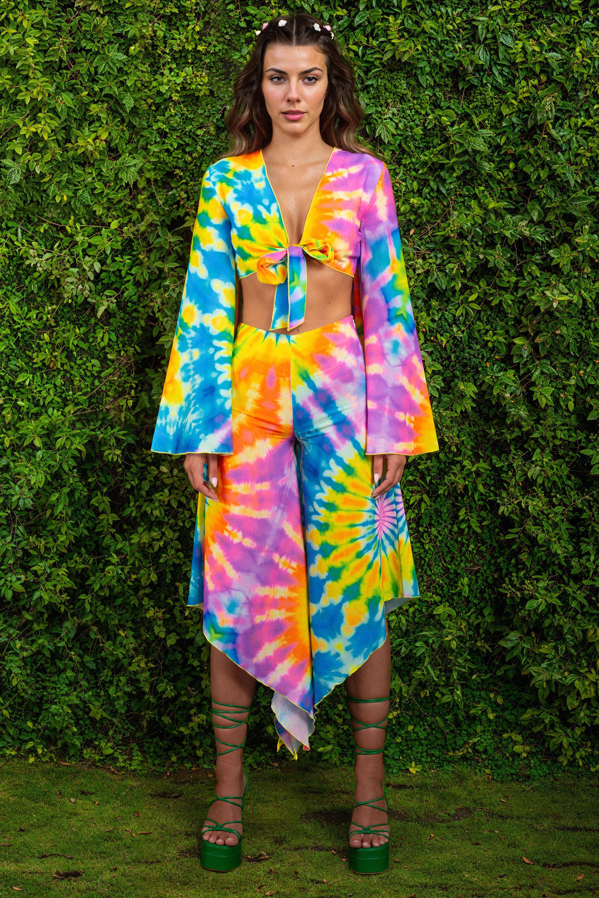 Splash of Love Flared Slit Set 2