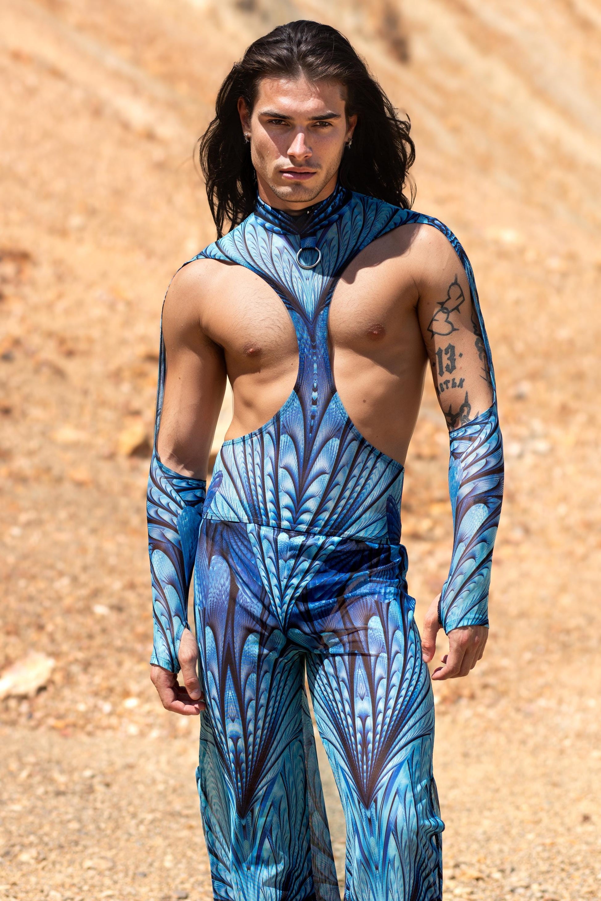 Desert Spirit	Male Cutout Top 1