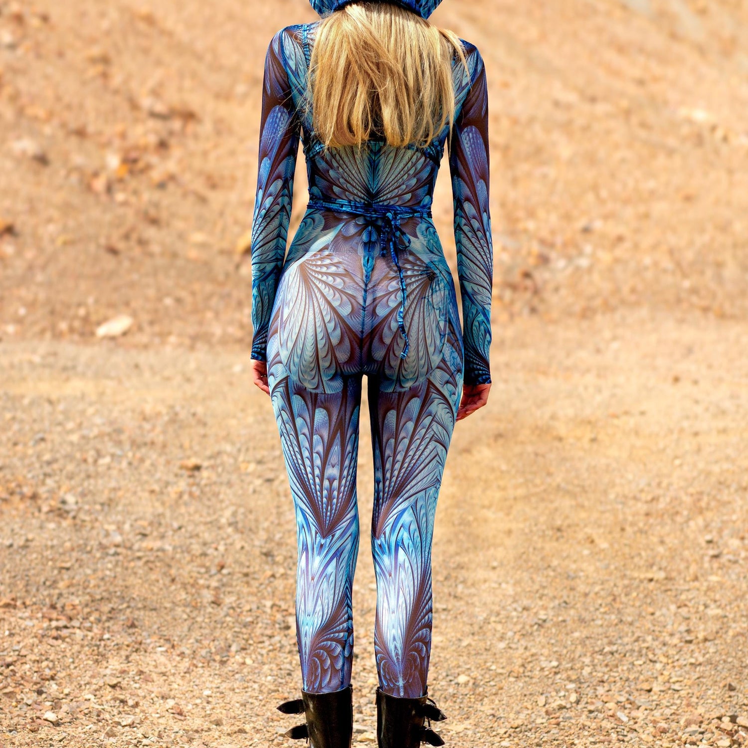 Desert Spirit Open-Heart Hood Set Festival