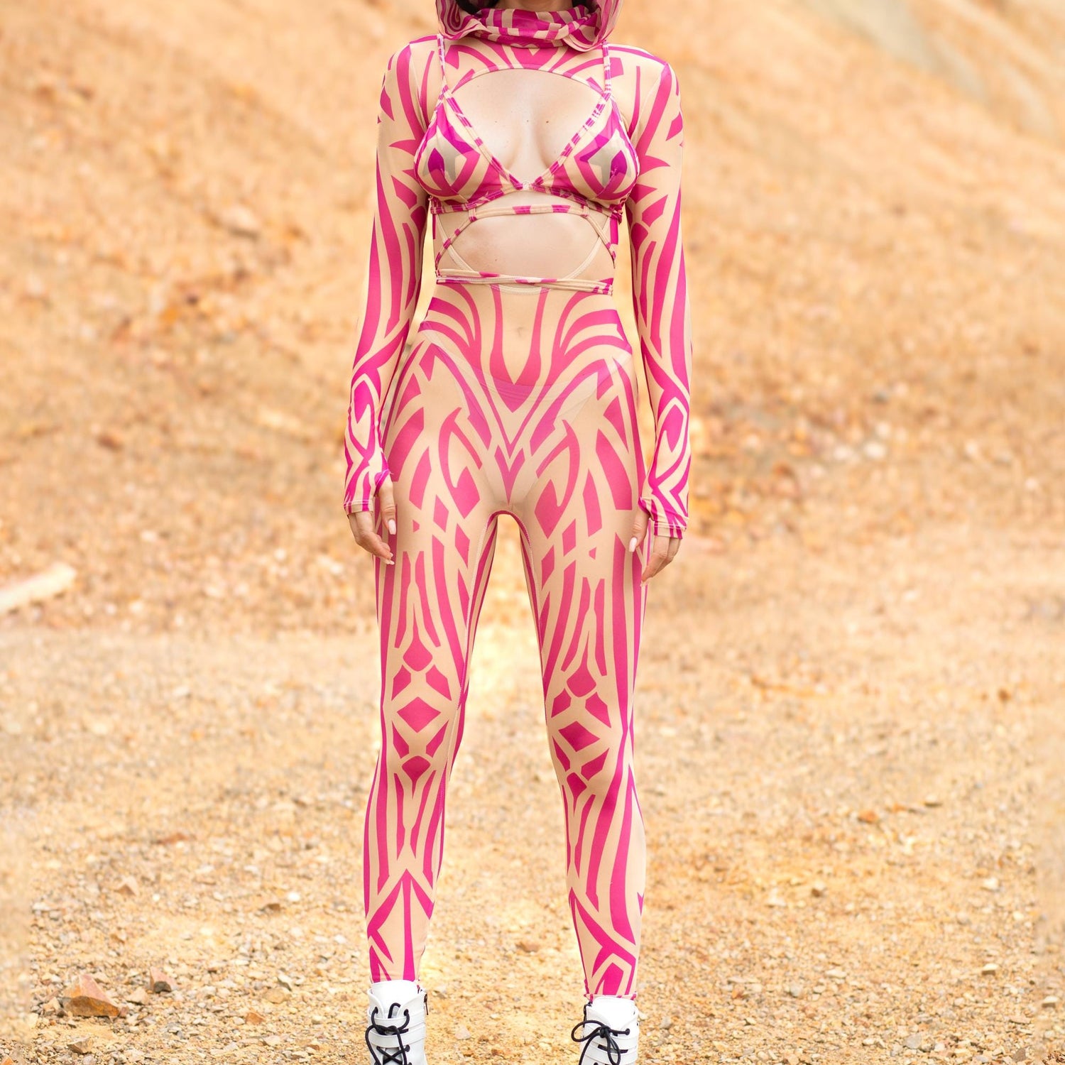 Arka Pink Open-Heart Hood Set Pink