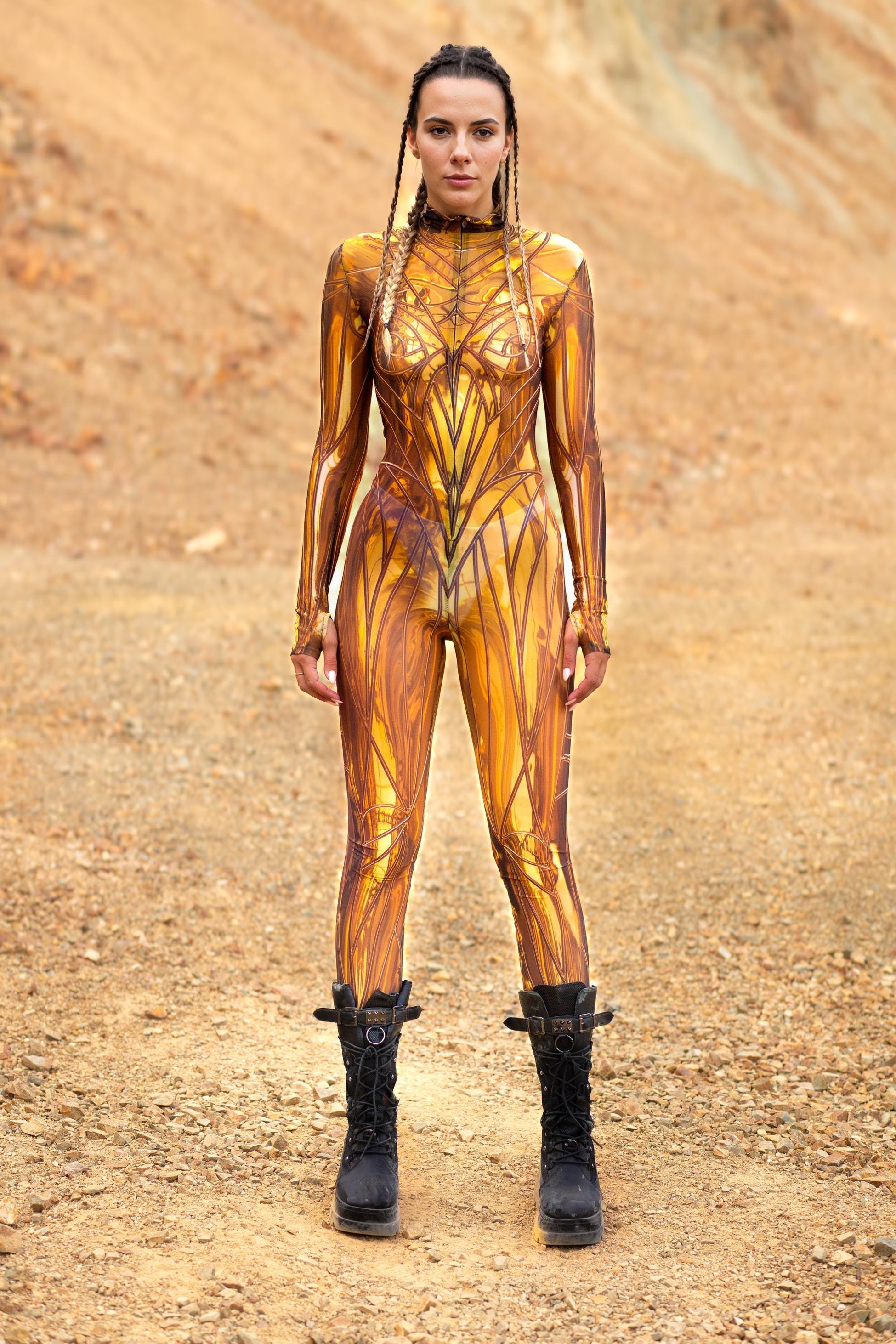 Solidus Gold Mesh Costume 2