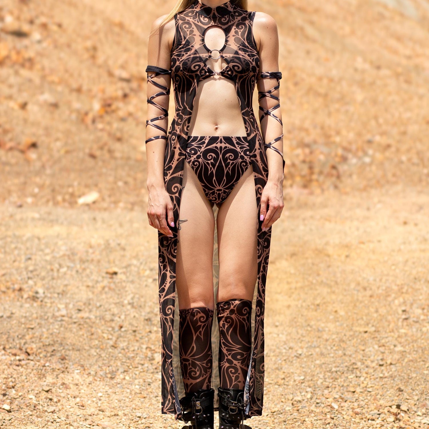 Dreamless Dark Ring Bralette Top Black
