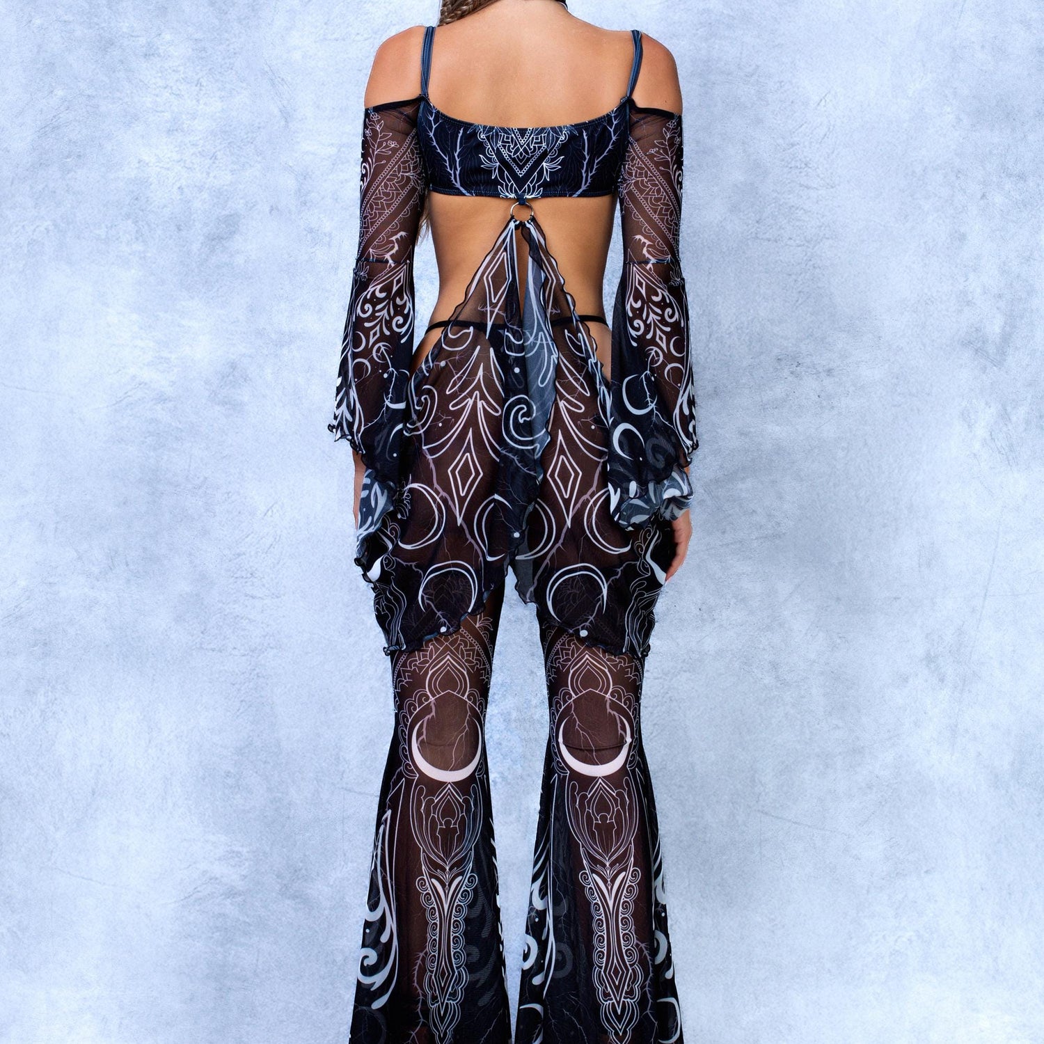 Soul Malediction Choker Bellsleeve Top Performance