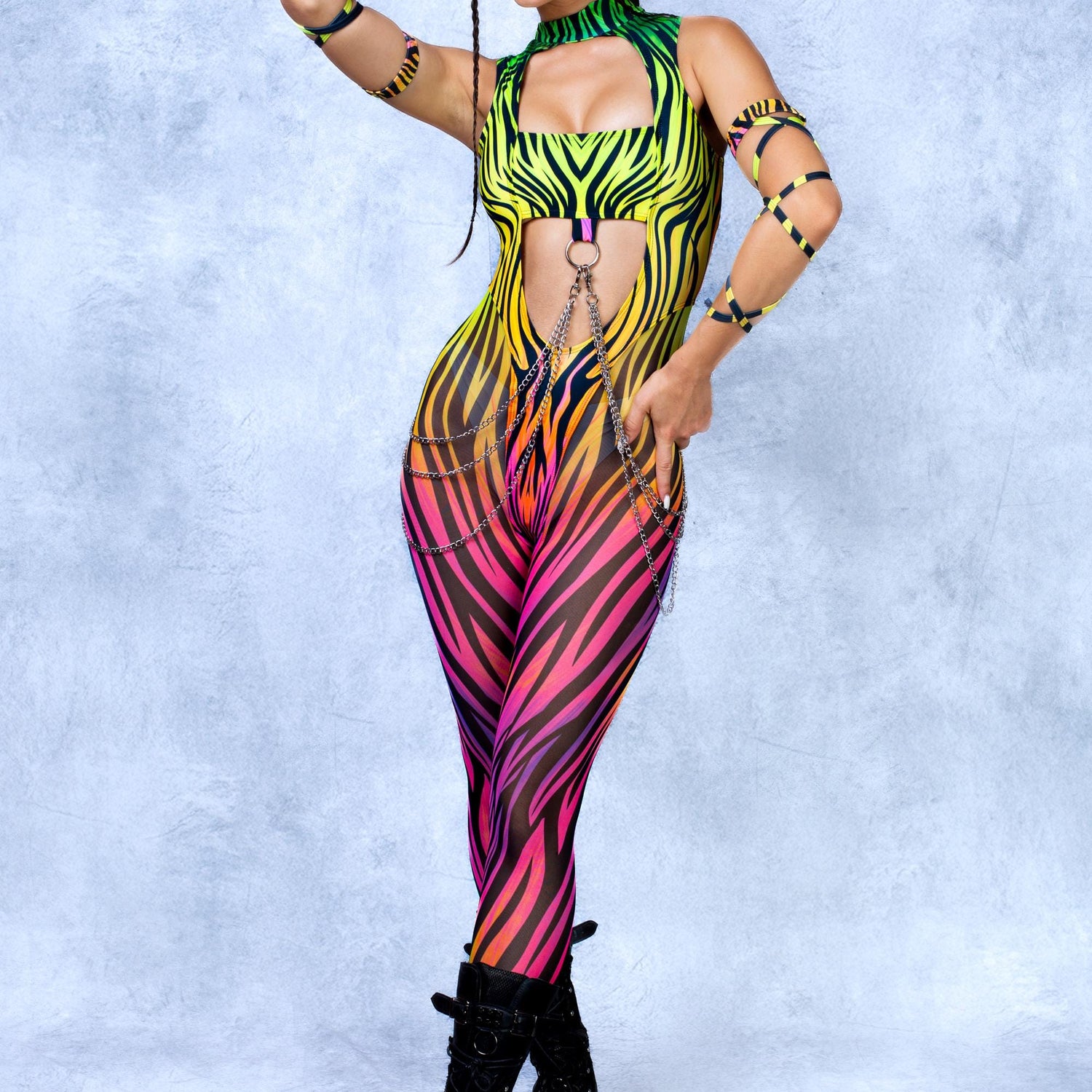 Lynx Open-Heart Bodysuit Set 7