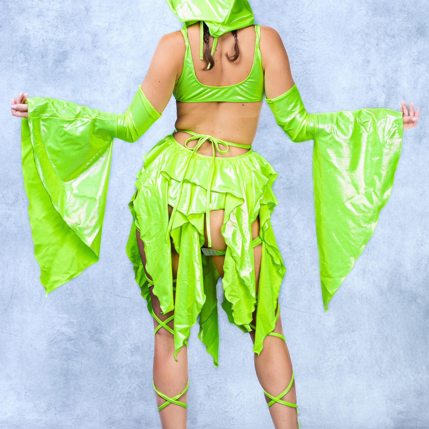 Luxe Toxic Pixie Hooded Dress Festival, Performance