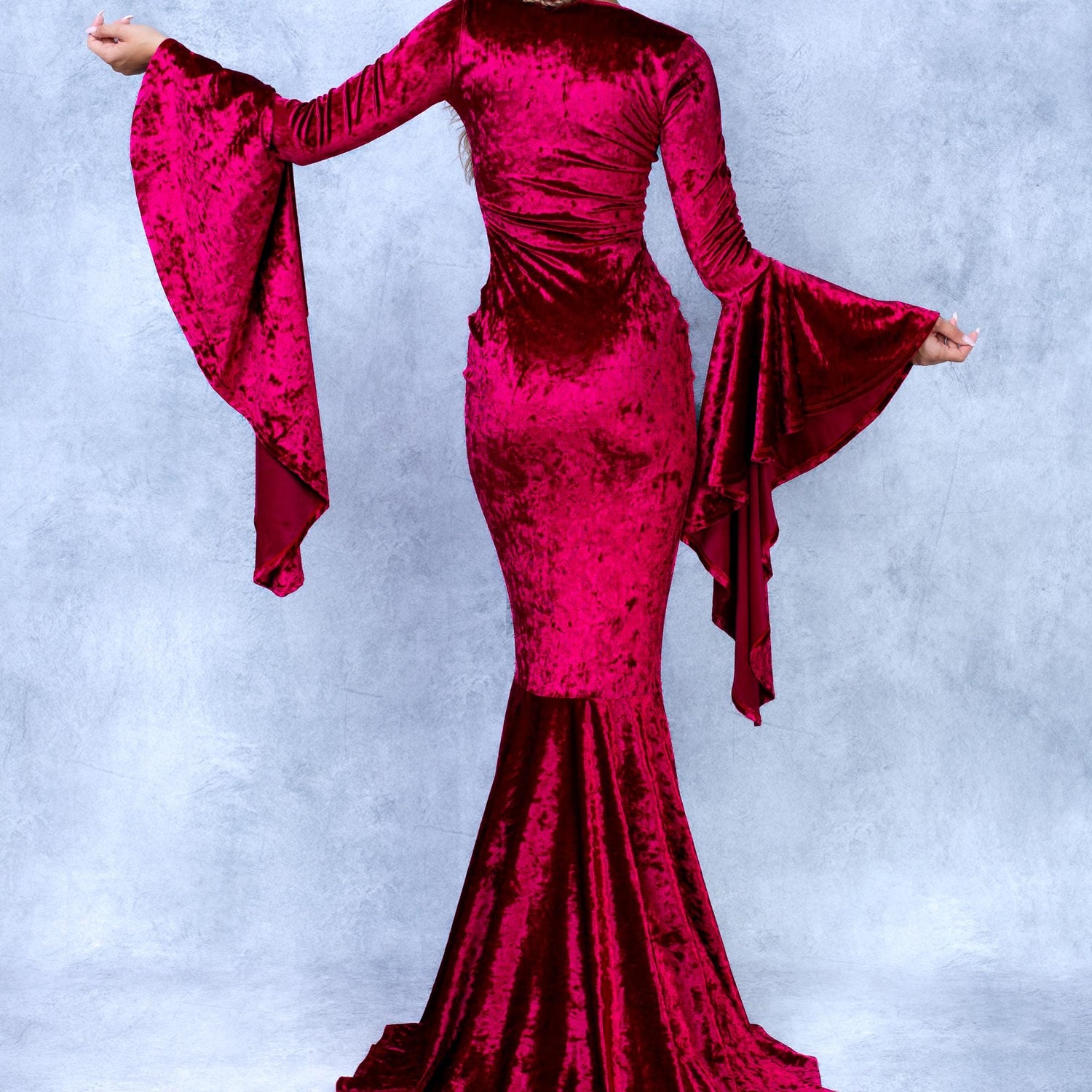 Karmine Dress Performance