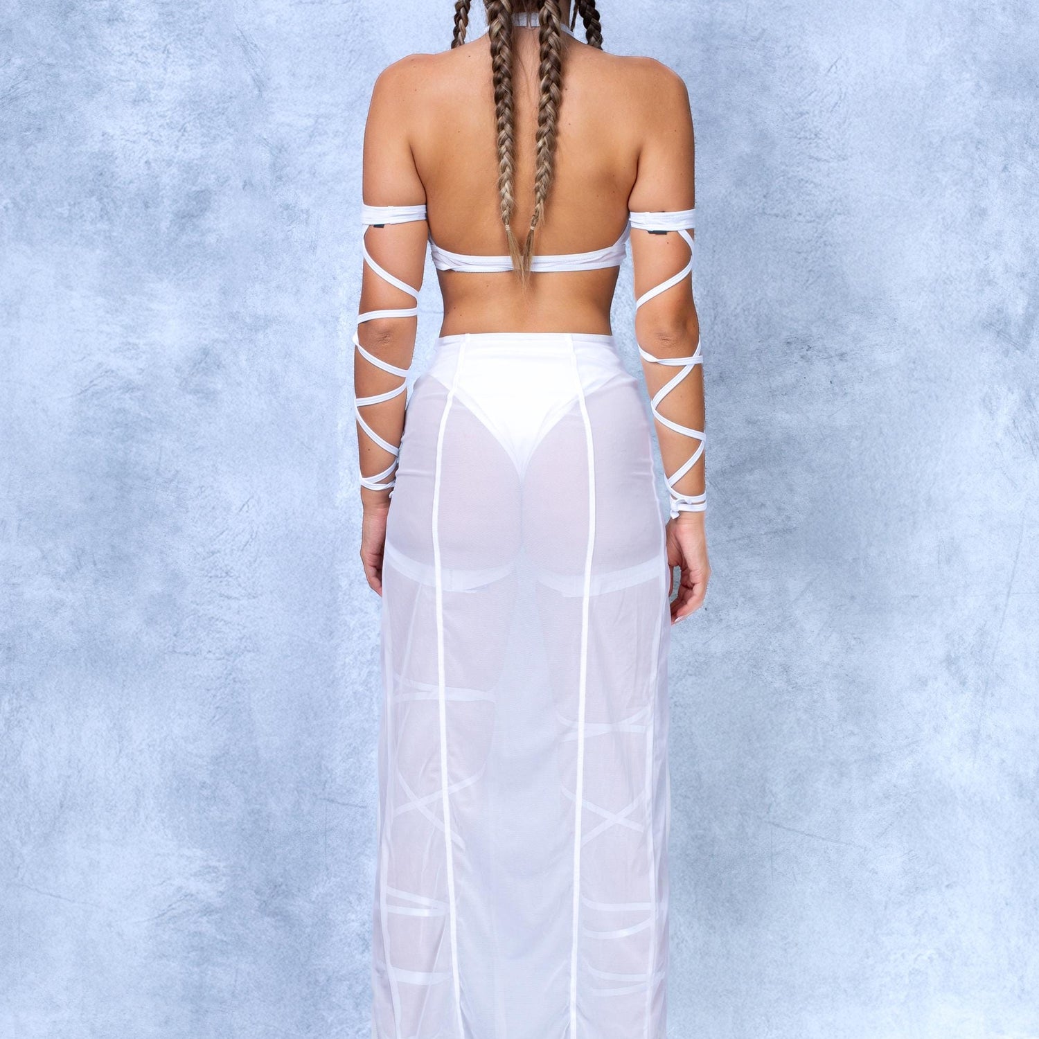 Just White Mesh Duster Skirt Set Performance