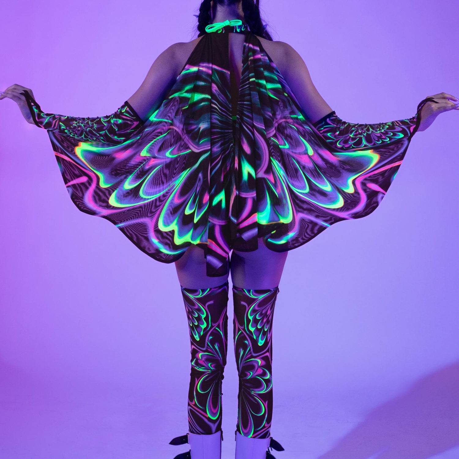 Women Wavelength Mesh Wings