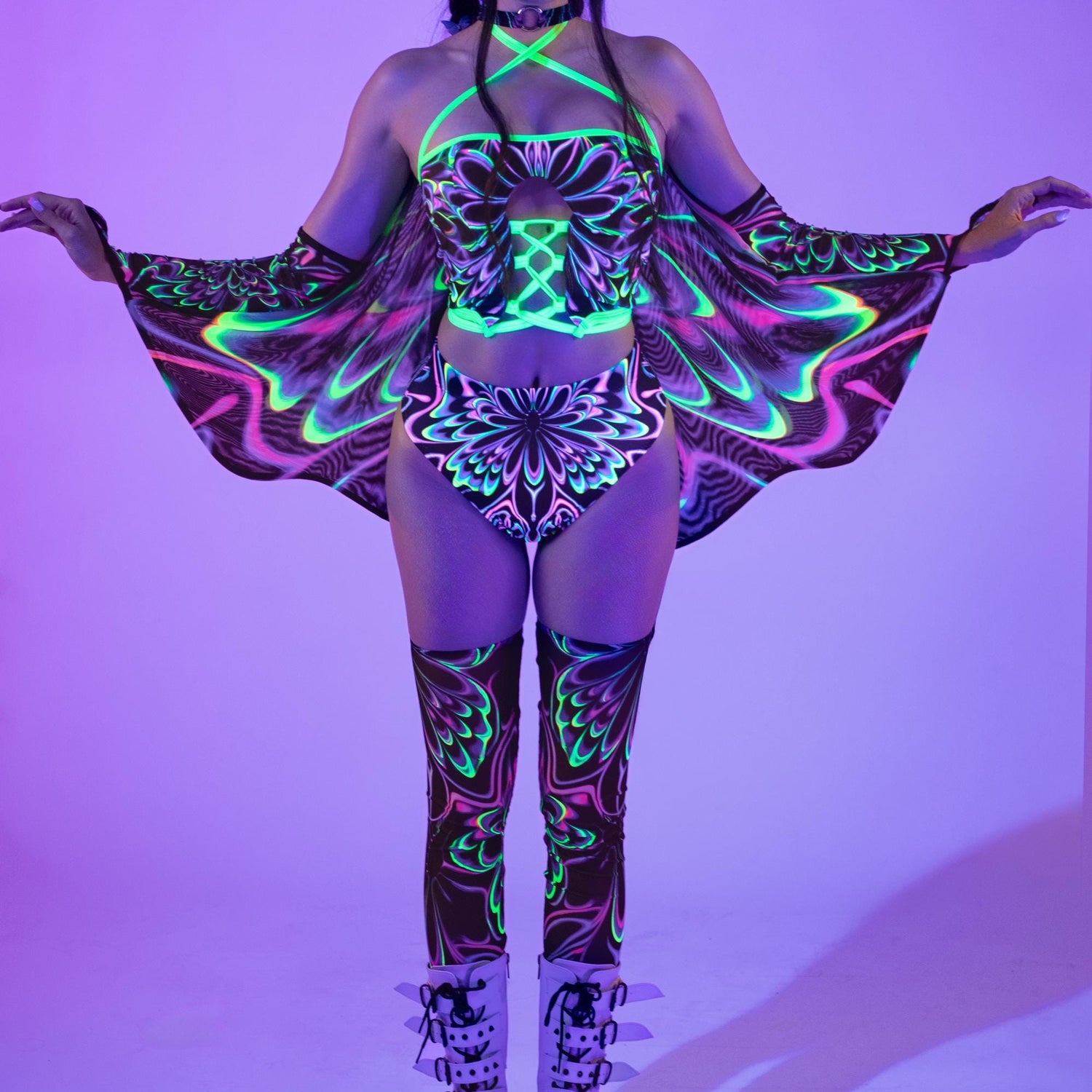 Wavelength Cut HW Shorts 8