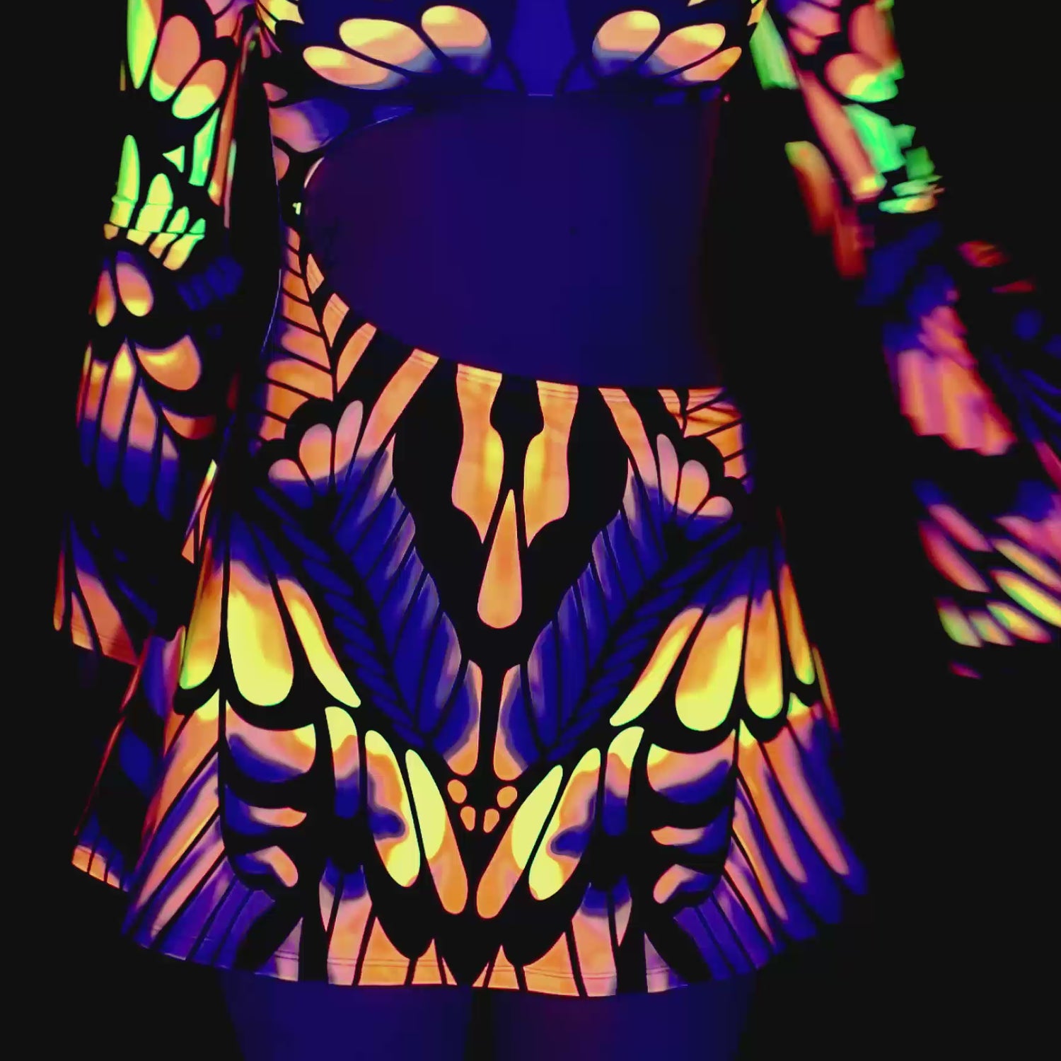 Quiver Sunset Bell Sleeve Dress 8