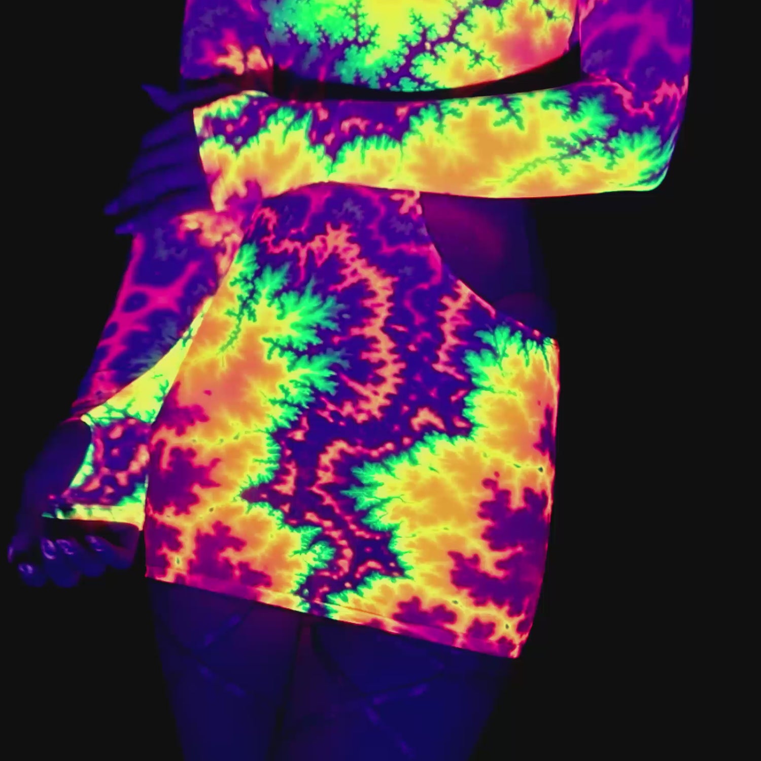 Creeping Color Blink V-neck Bodysuit 7