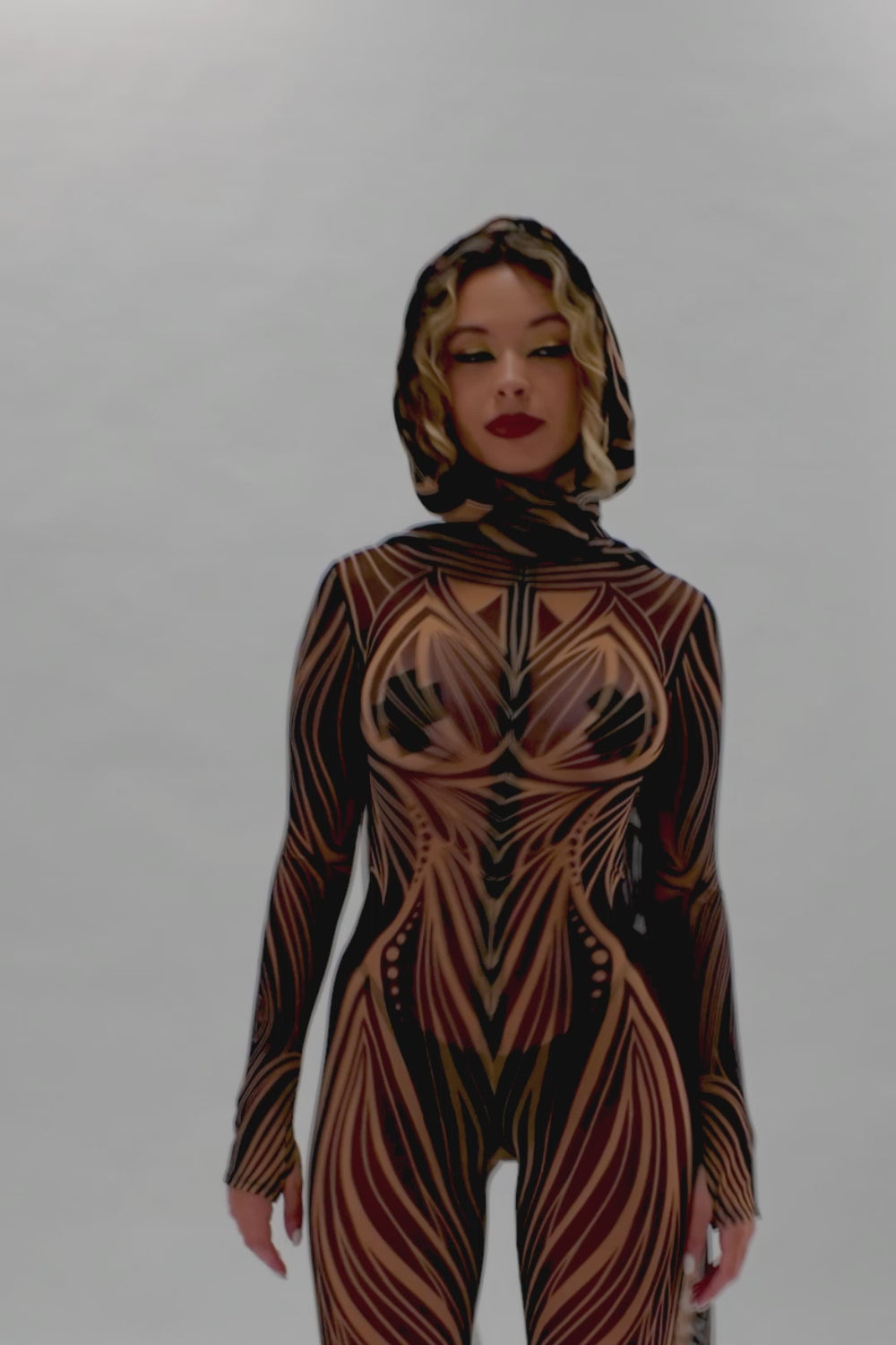 Women Turn to Dust Mesh Costume