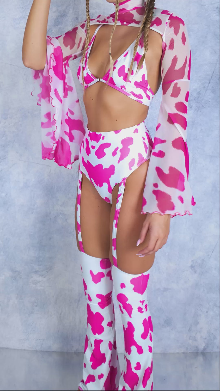Women Moo Bellseeve Chaps Set