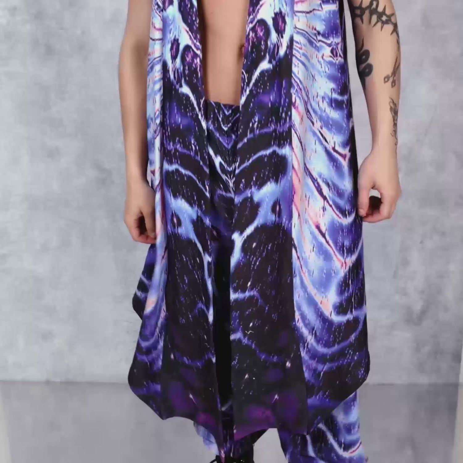Deep Sea Phantom Male Hooded Vest 8